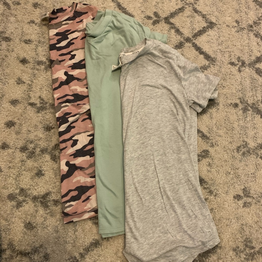 Pindar of PINK tees
